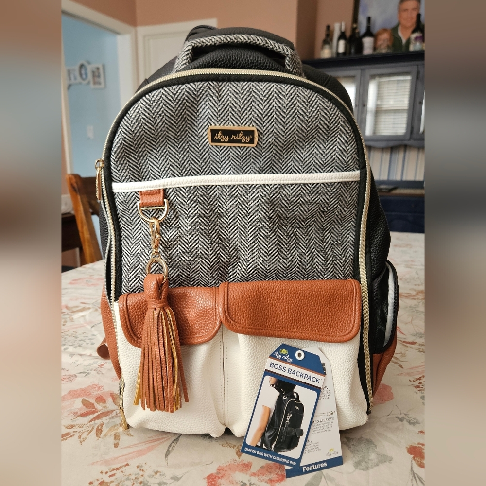 Itzy Ritzy Herringbone "Boss" Diaper Backpack - Excellent Condition